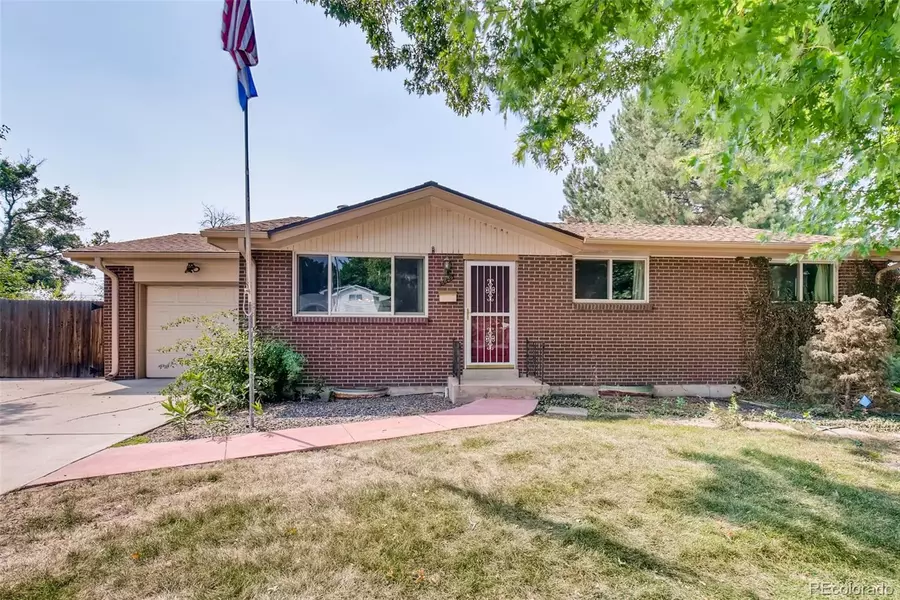 6629 Gray ST, Arvada, CO 80003