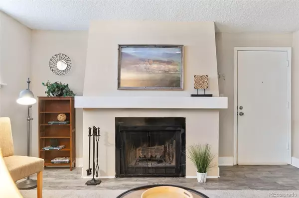 Denver, CO 80231,9110 E Girard AVE #1