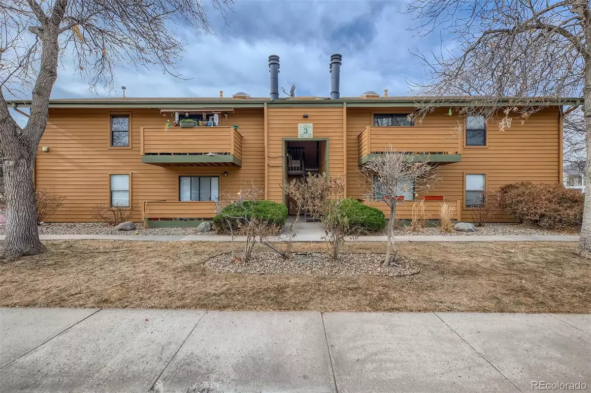 Lakewood, CO 80227,3275 S Ammons ST #201