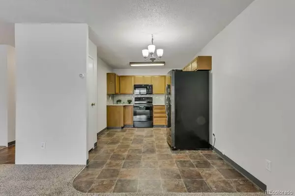 Aurora, CO 80014,13626 E Bates AVE #207