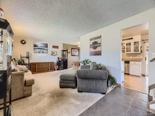 Littleton, CO 80123,9565 W Lake PL