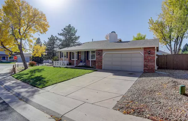 652 Mountain Chickadee RD, Highlands Ranch, CO 80126