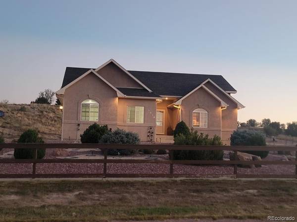 1818 Acomita DR, Pueblo West, CO 81007