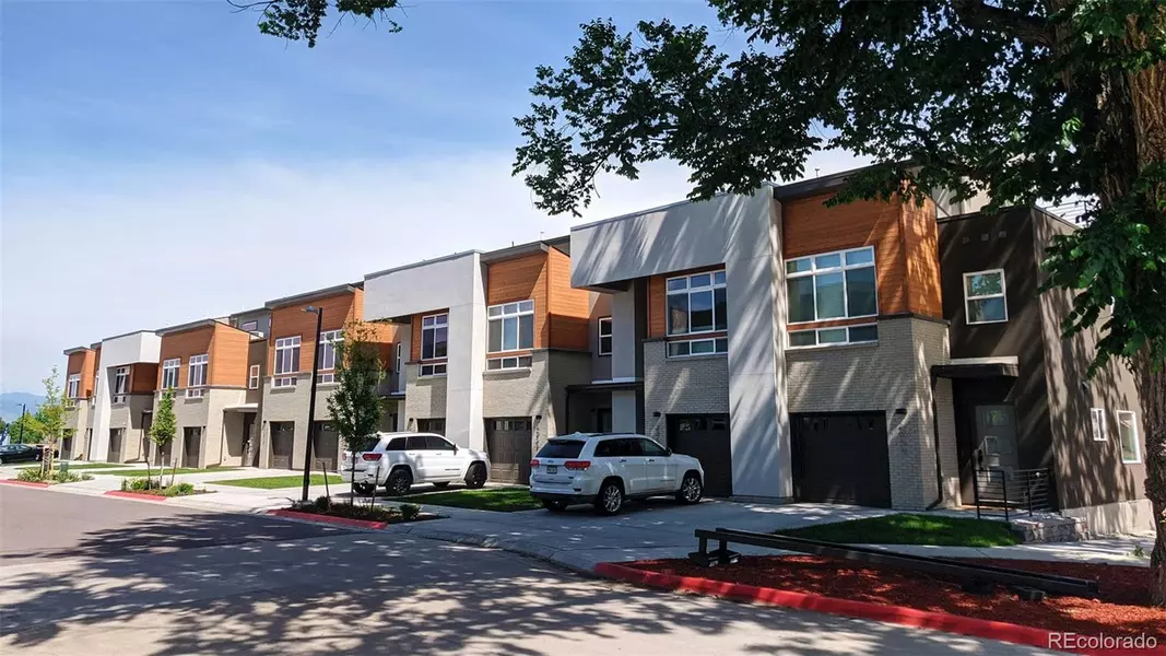 2879 W Parkside PL, Denver, CO 80221