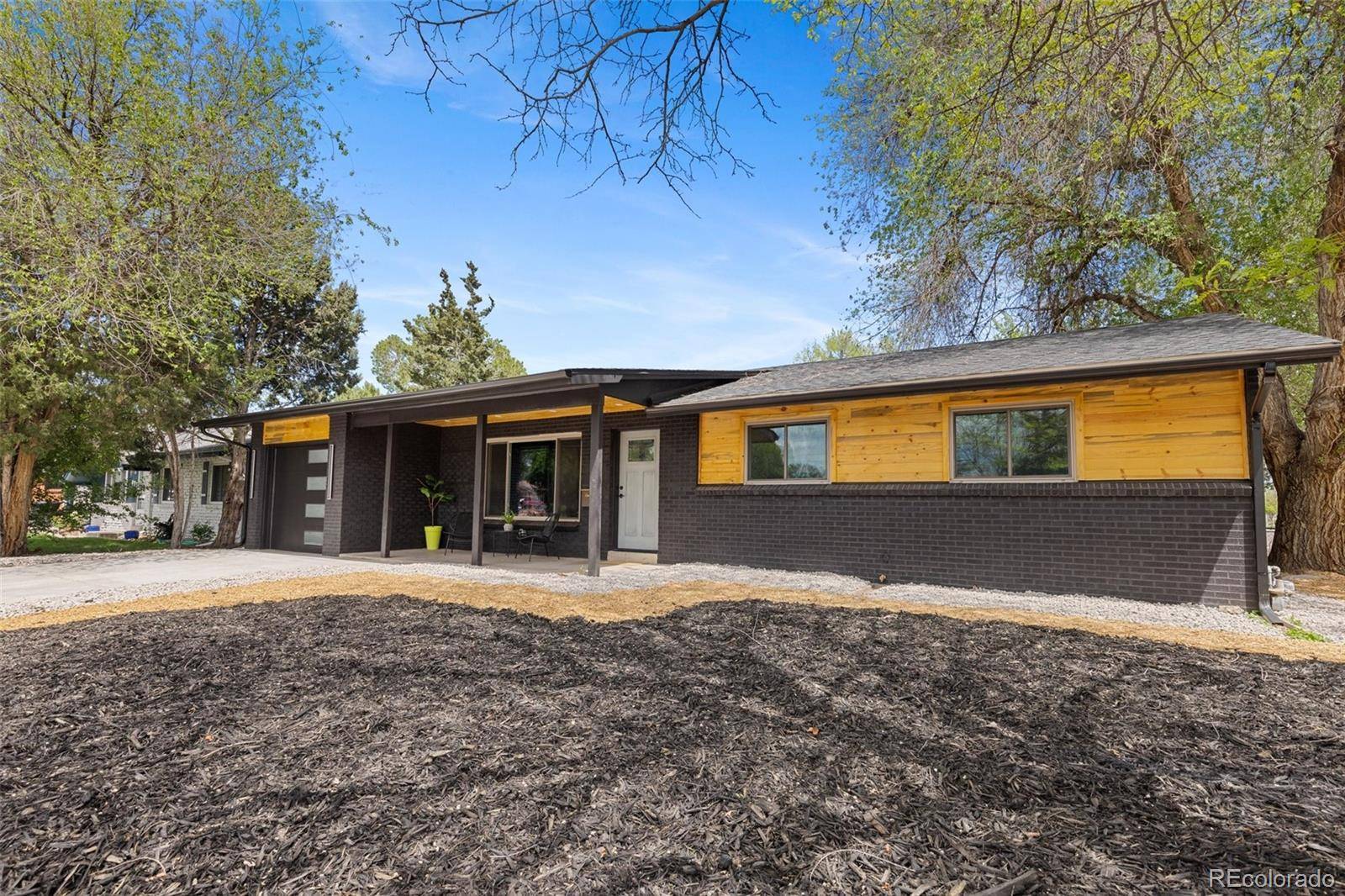 Denver, CO 80246,982 S Holly ST