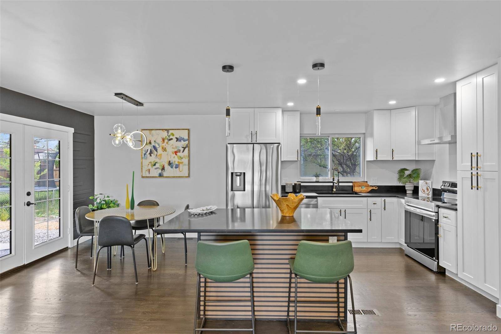 Denver, CO 80246,982 S Holly ST