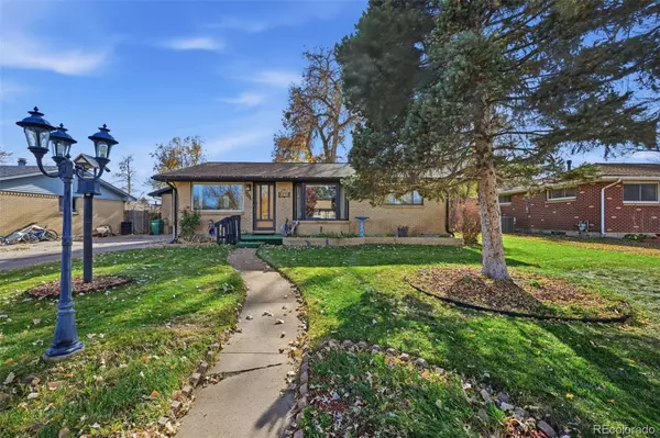 2972 W Layton AVE, Englewood, CO 80110