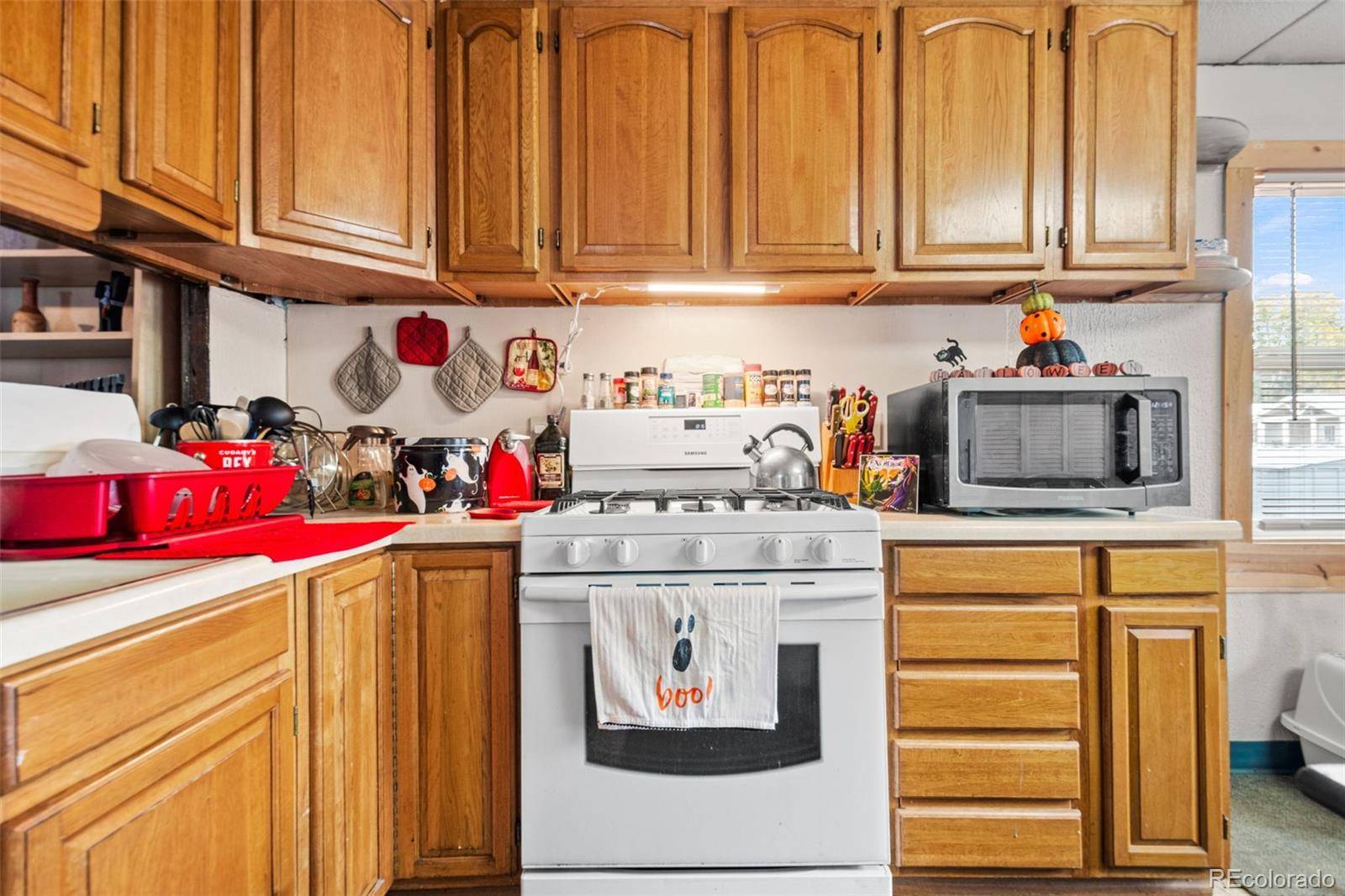 Colorado Springs, CO 80907,720 4th ST