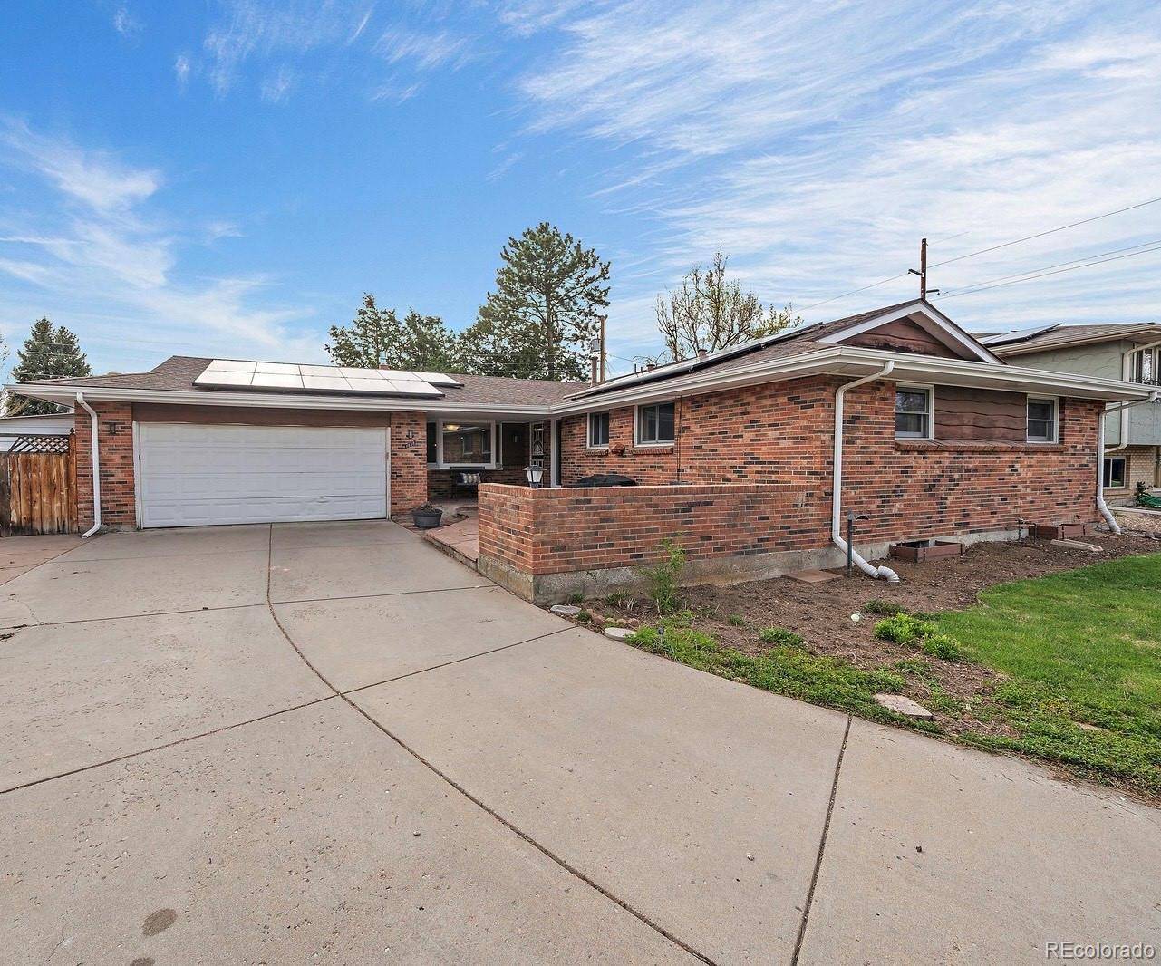 1123 S Holland ST, Lakewood, CO 80232