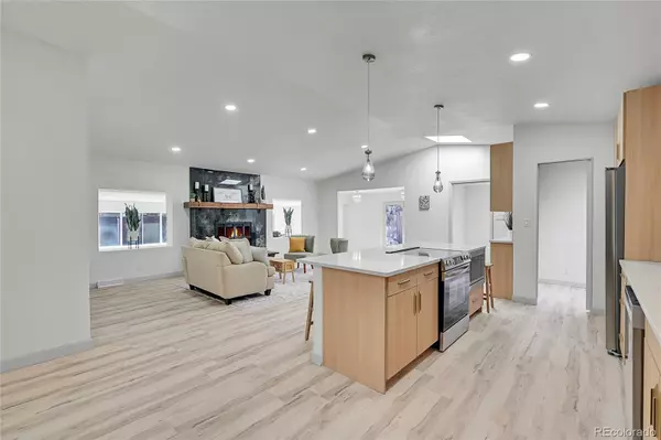 Lakewood, CO 80226,328 Quay ST