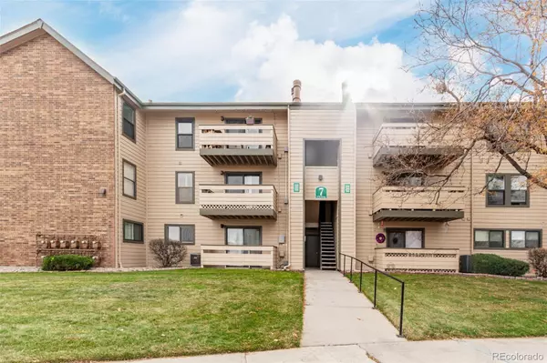 Lakewood, CO 80228,370 Zang ST #7-207