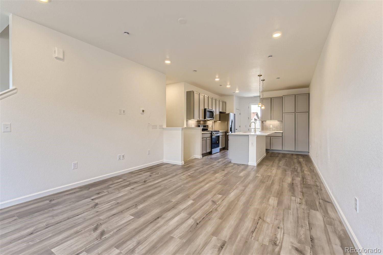 Broomfield, CO 80021,475 Interlocken BLVD #103