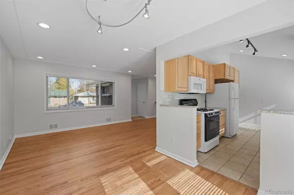 Denver, CO 80222,5610 E Cornell AVE