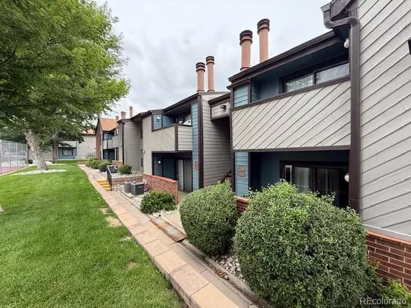Aurora, CO 80014,12005 E Harvard AVE #207