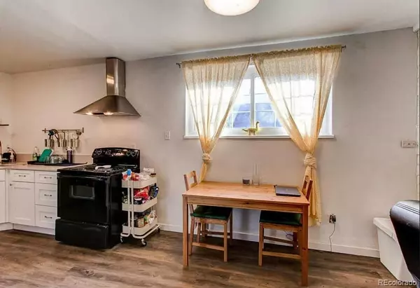 Denver, CO 80224,6800 E Tennessee AVE #461