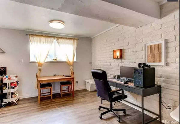 Denver, CO 80224,6800 E Tennessee AVE #461
