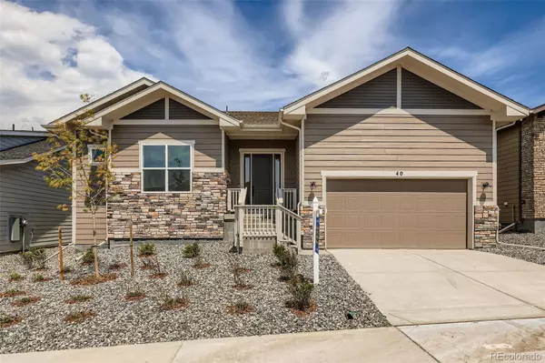40 Leafy Aster LN, Castle Rock, CO 80104