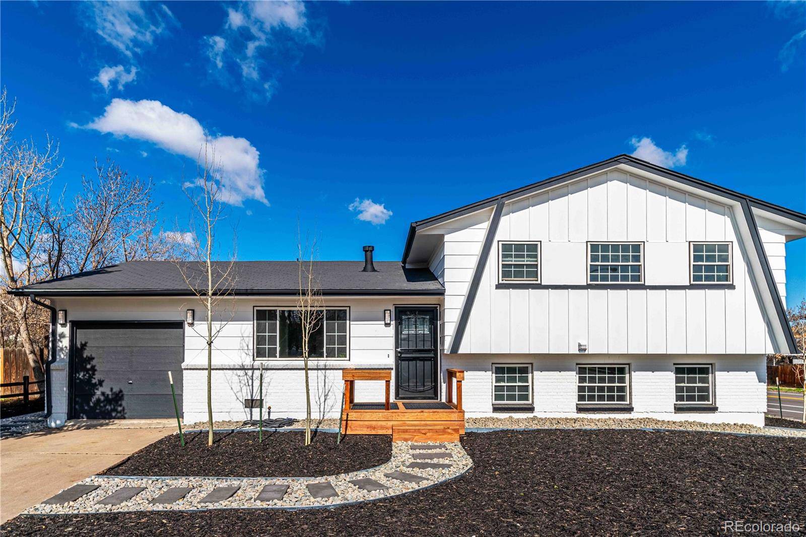 705 S Nile WAY, Aurora, CO 80012