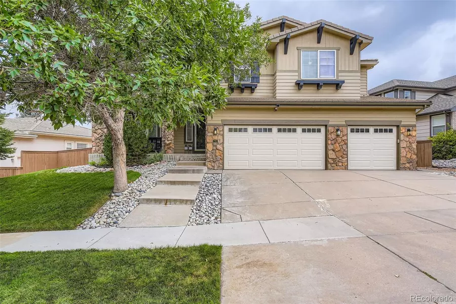 795 Ridgemont CIR, Highlands Ranch, CO 80126