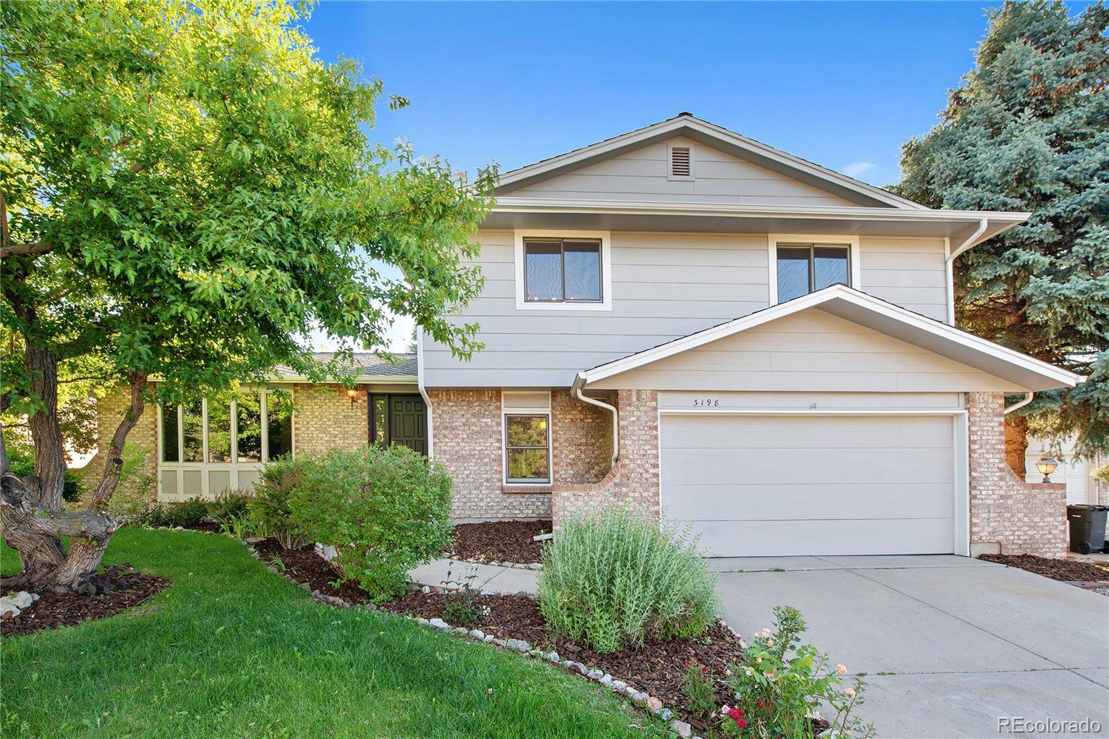 3198 E Otero CIR, Centennial, CO 80122