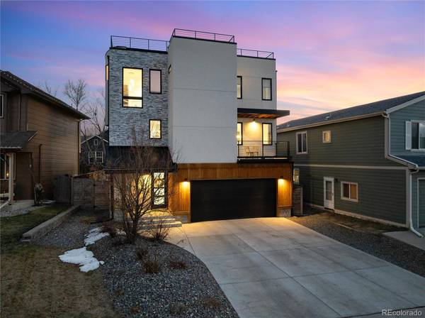 9742 Fairwood ST, Littleton, CO 80125