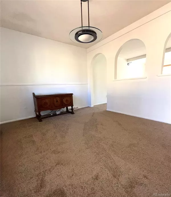 Arvada, CO 80003,8257 Teller CT