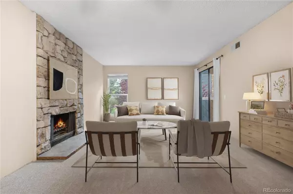 Englewood, CO 80111,9837 E Peakview AVE #D05