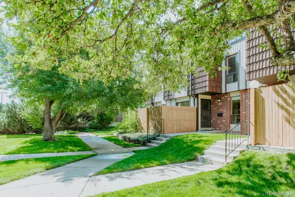 9356 W Utah PL, Lakewood, CO 80232