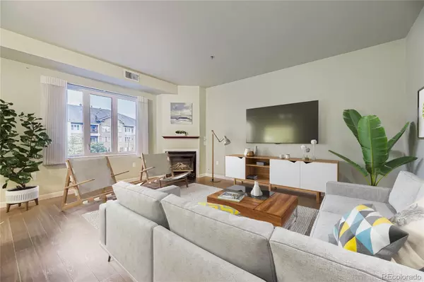 Littleton, CO 80123,2894 W Riverwalk CIR #B209