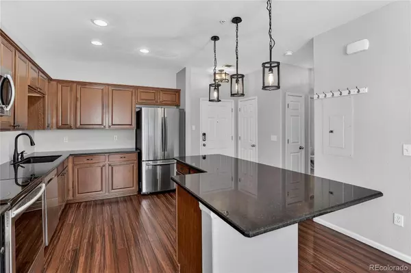 Denver, CO 80230,9633 E 5th AVE #10208