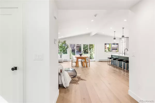 Denver, CO 80246,4930 E Ellsworth