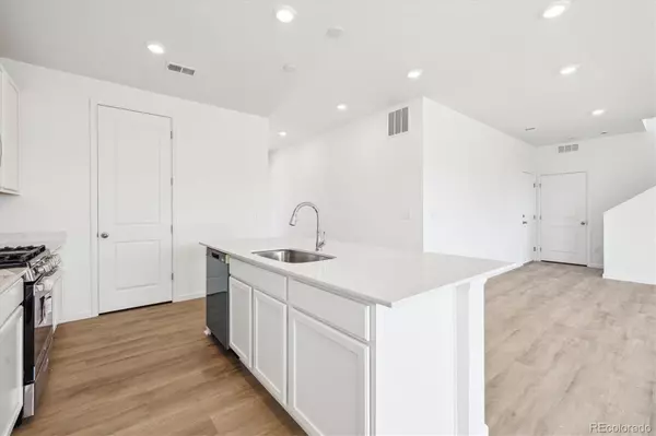 Aurora, CO 80019,6636 N Nepal ST