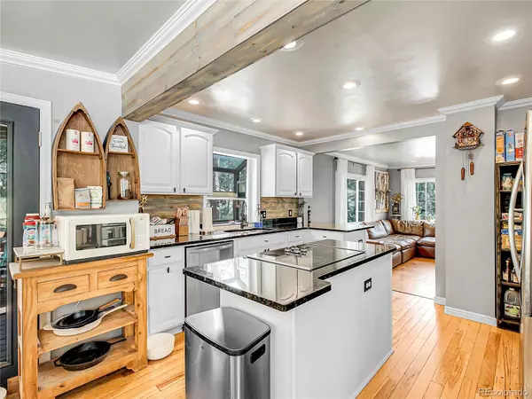 Evergreen, CO 80439,6999 S Columbine