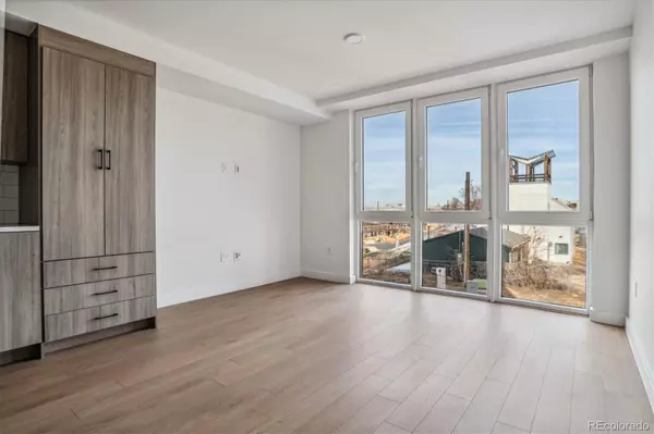 Denver, CO 80216,3575 Chestnut PL #401