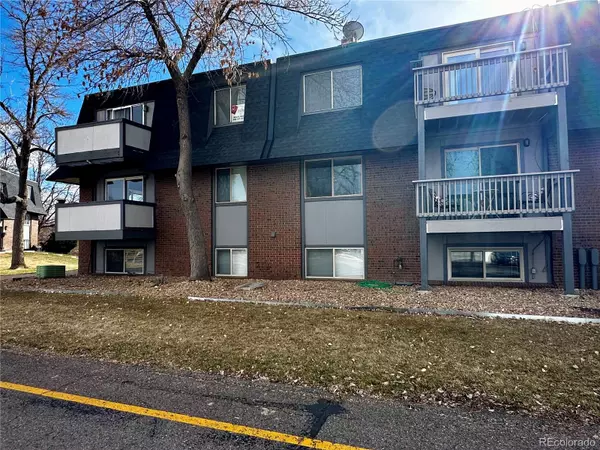 Centennial, CO 80122,230 E Highline CIR #304