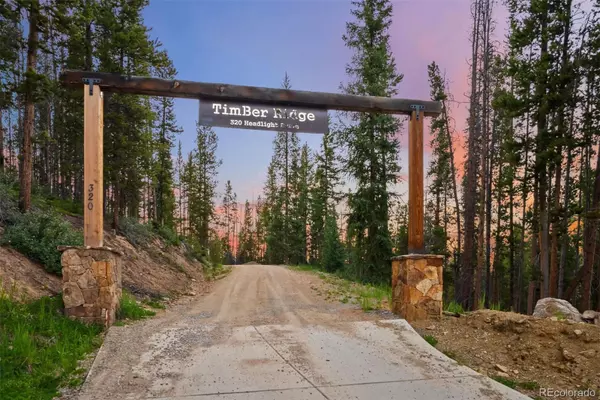 Breckenridge, CO 80424,320 Headlight DR