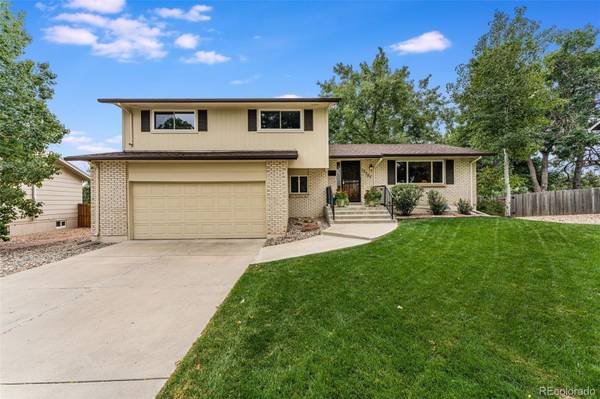 13707 Omega CIR, Littleton, CO 80124