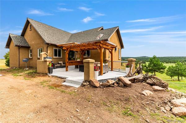 Florissant, CO 80816,2413 County Rd 403