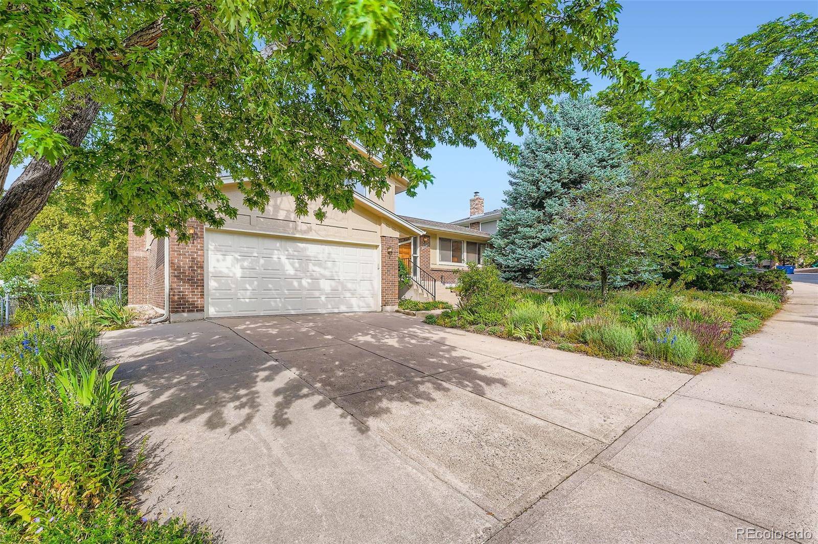 Lakewood, CO 80228,13934 W Warren DR
