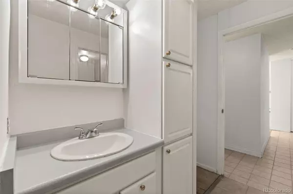 Denver, CO 80203,740 N Pearl ST #203