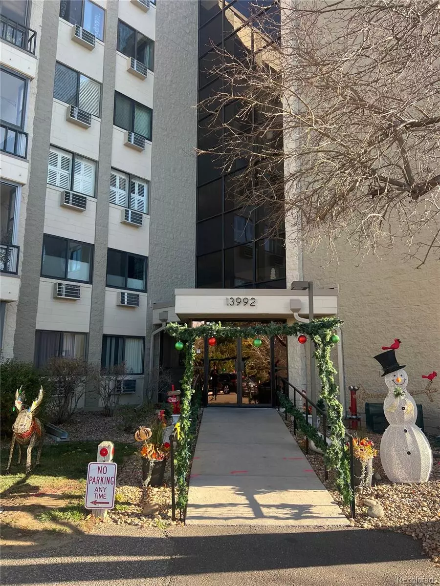 Aurora, CO 80014,13992 E Marina DR #303