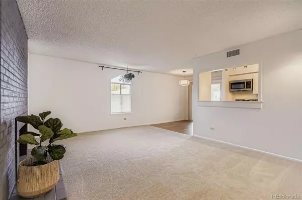 Denver, CO 80222,3323 S Monaco ST #D