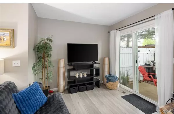 Littleton, CO 80127,10587 W Maplewood DR #C