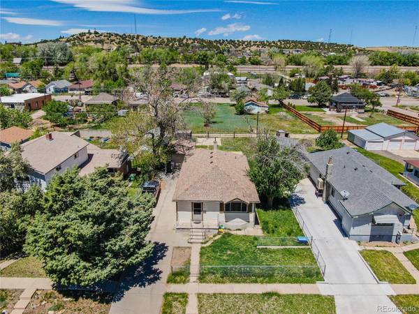 Walsenburg, CO 81089,412 E 6th ST