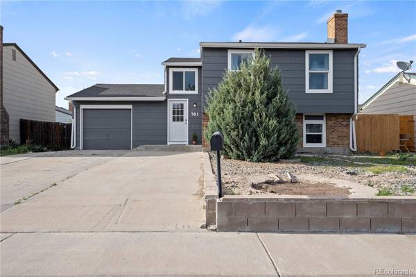 761 Centennial DR, Bennett, CO 80102