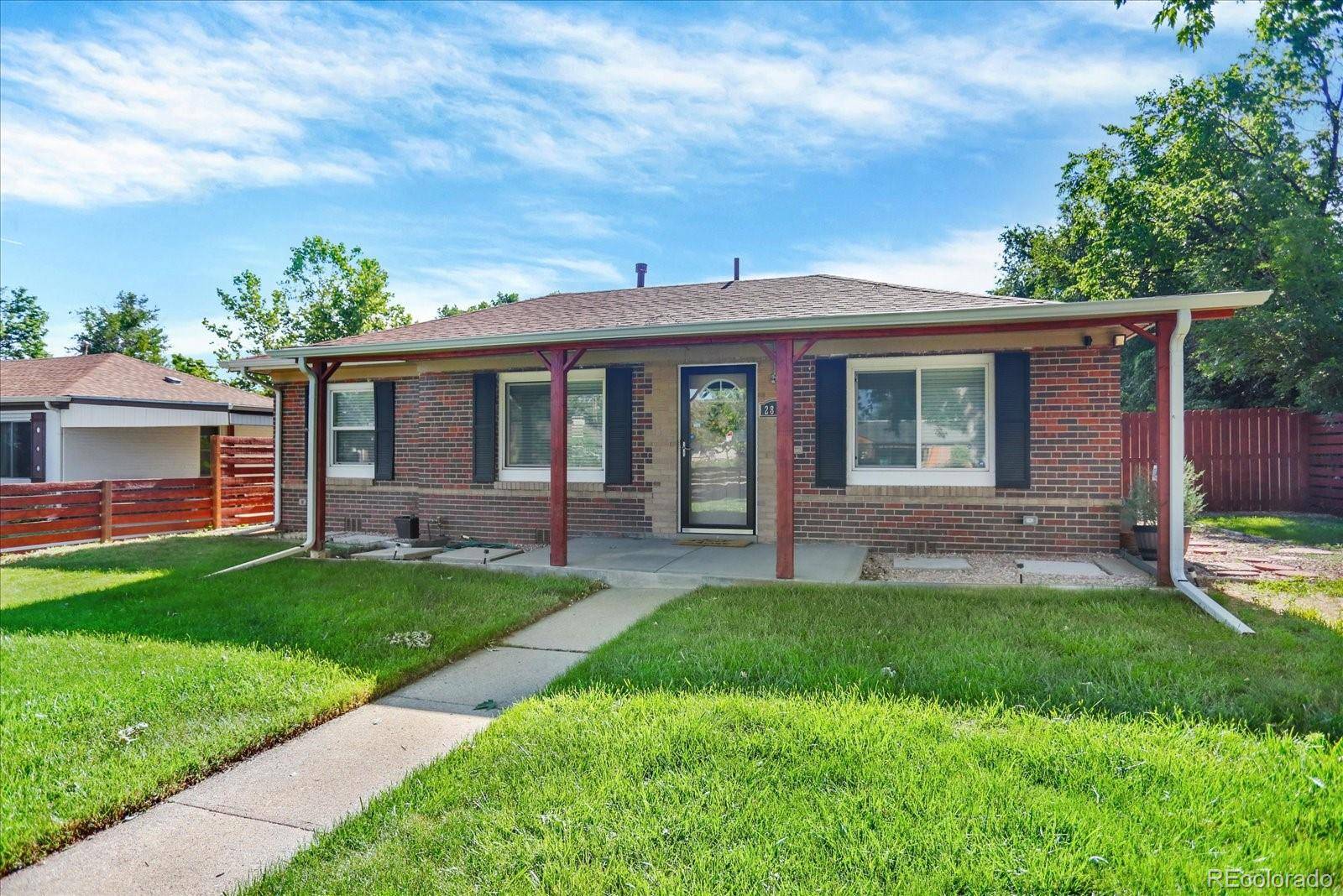 2810 Oneida ST, Denver, CO 80207