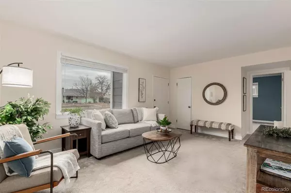 Aurora, CO 80011,821 Victor ST