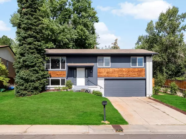 12867 W Arizona PL, Lakewood, CO 80228