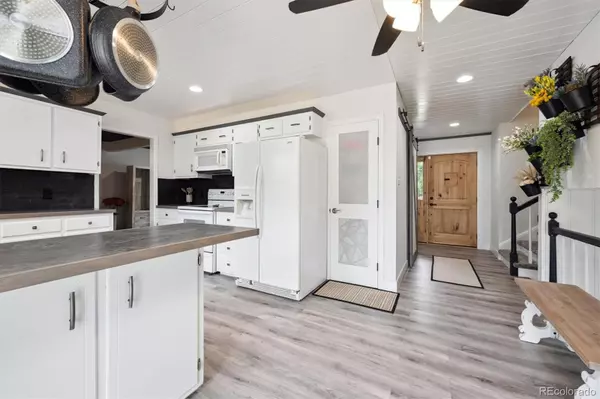 Arvada, CO 80004,6455 Field ST