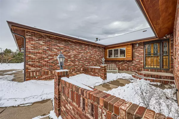 Larkspur, CO 80118,8229 Red Rock PL